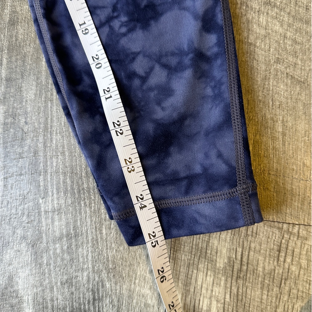 Athleta Tie-Dye Blue Legging 25” - XS - Picture 13 of 13